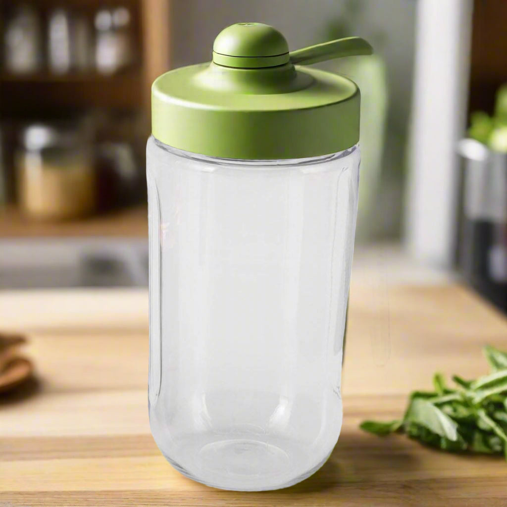 Cordless portable blender with lid and USB cable, ideal for smoothies on the go.