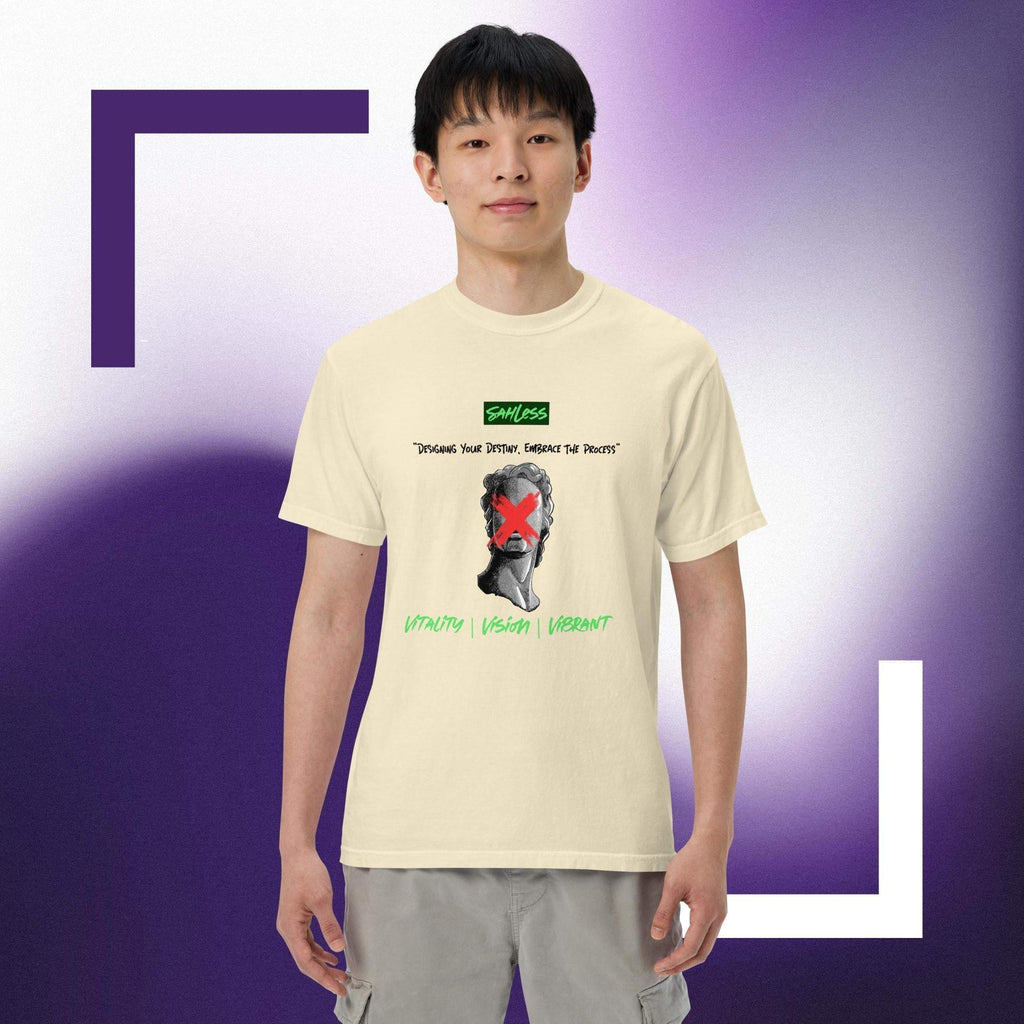 Unisex heavyweight garment-dyed T-shirt made of 100% ring-spun cotton.