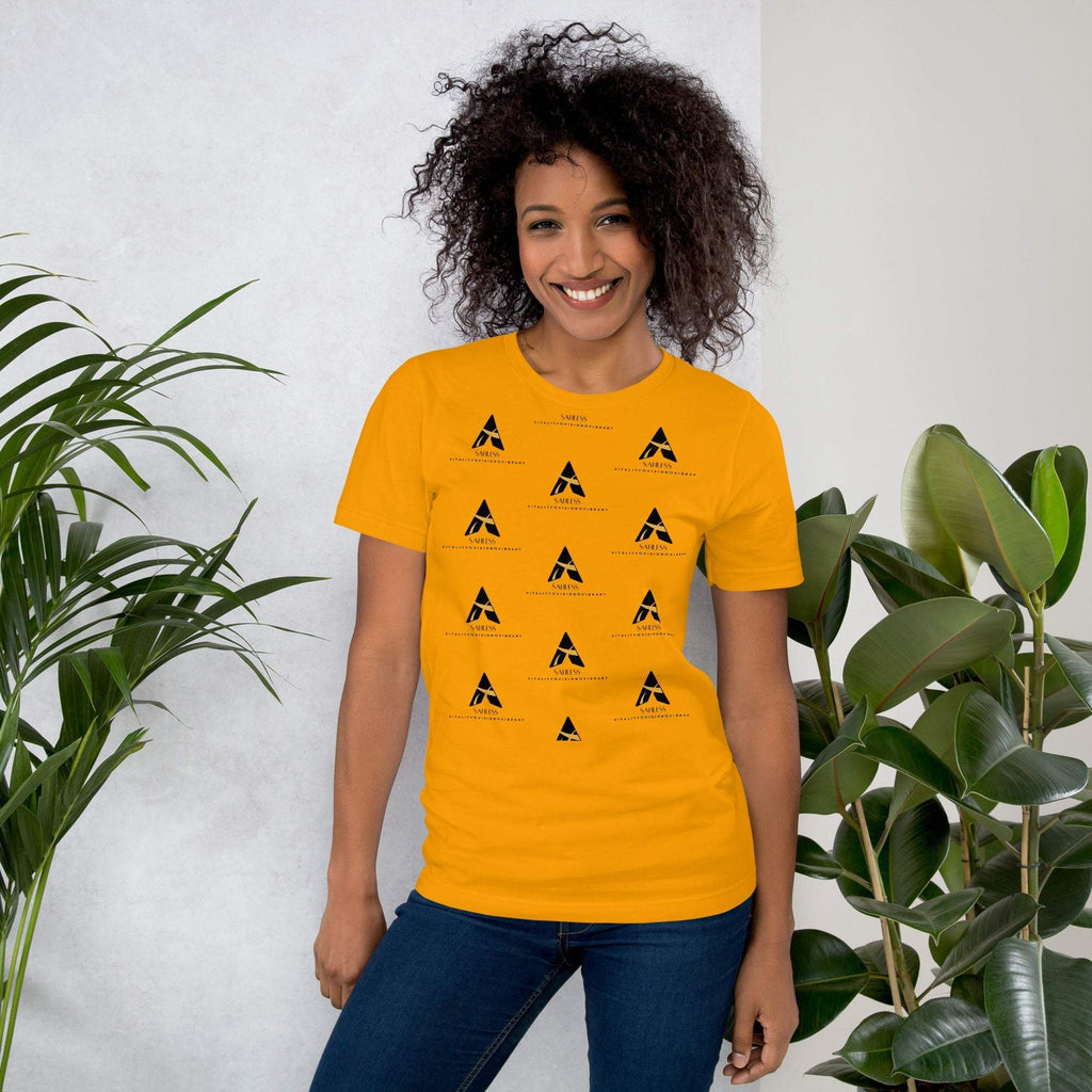 SahLess T-shirt Unisex in orange, ideal for casual wear.